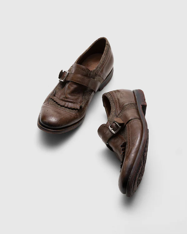Shanghai antikvitert läder och ull monk strap