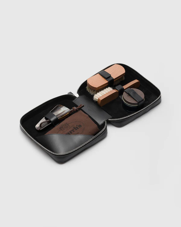Resesk�rskit Essentiell sk�rsk�rningsskit i hirschmönster kalskin